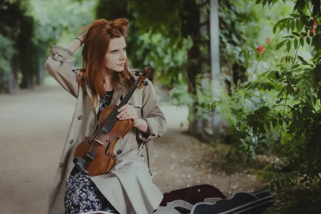 skrzypaczka na tle natury